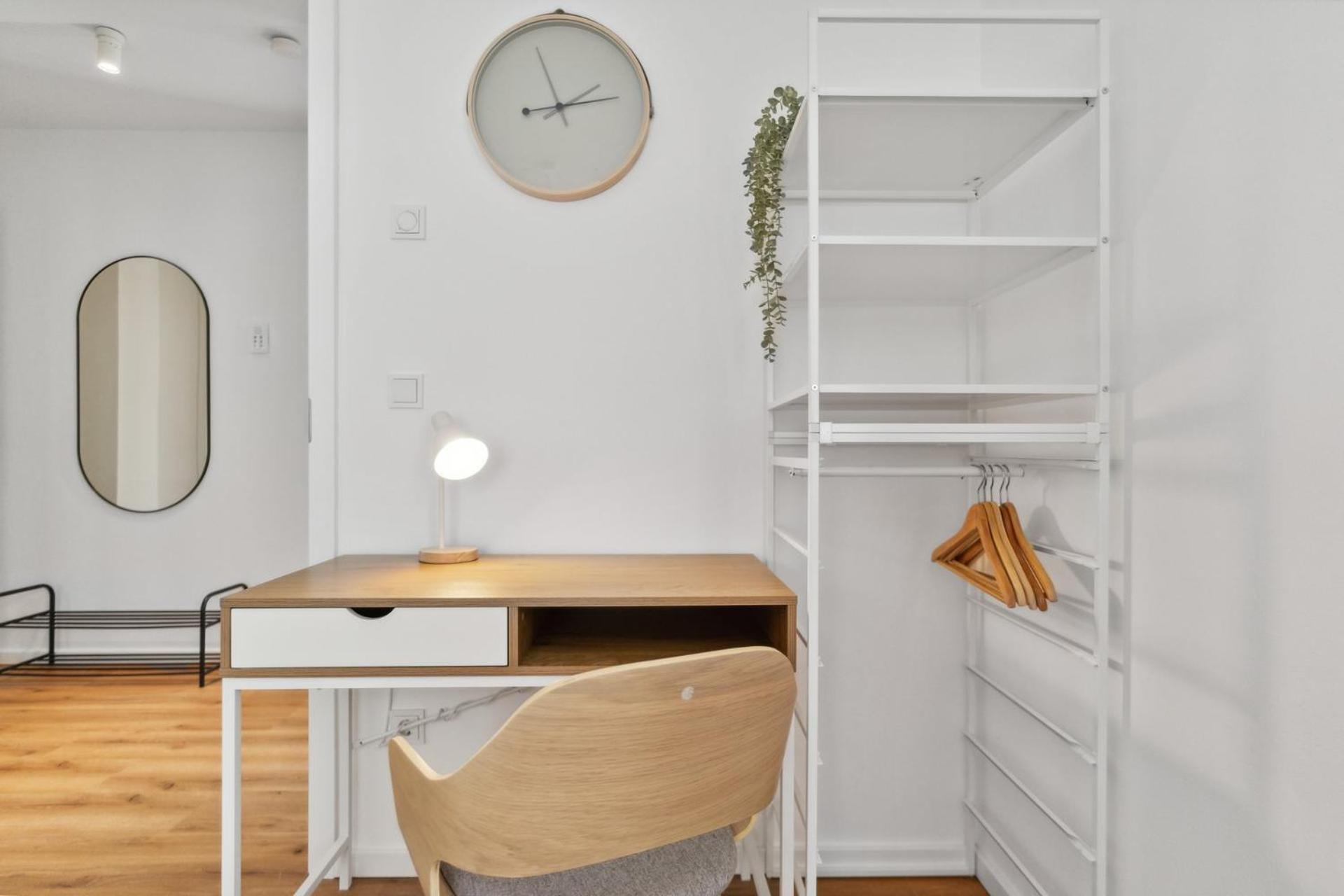Deluxe Apartment In Bielefeld City Mit Parkplatz Und Balkon ภายนอก รูปภาพ