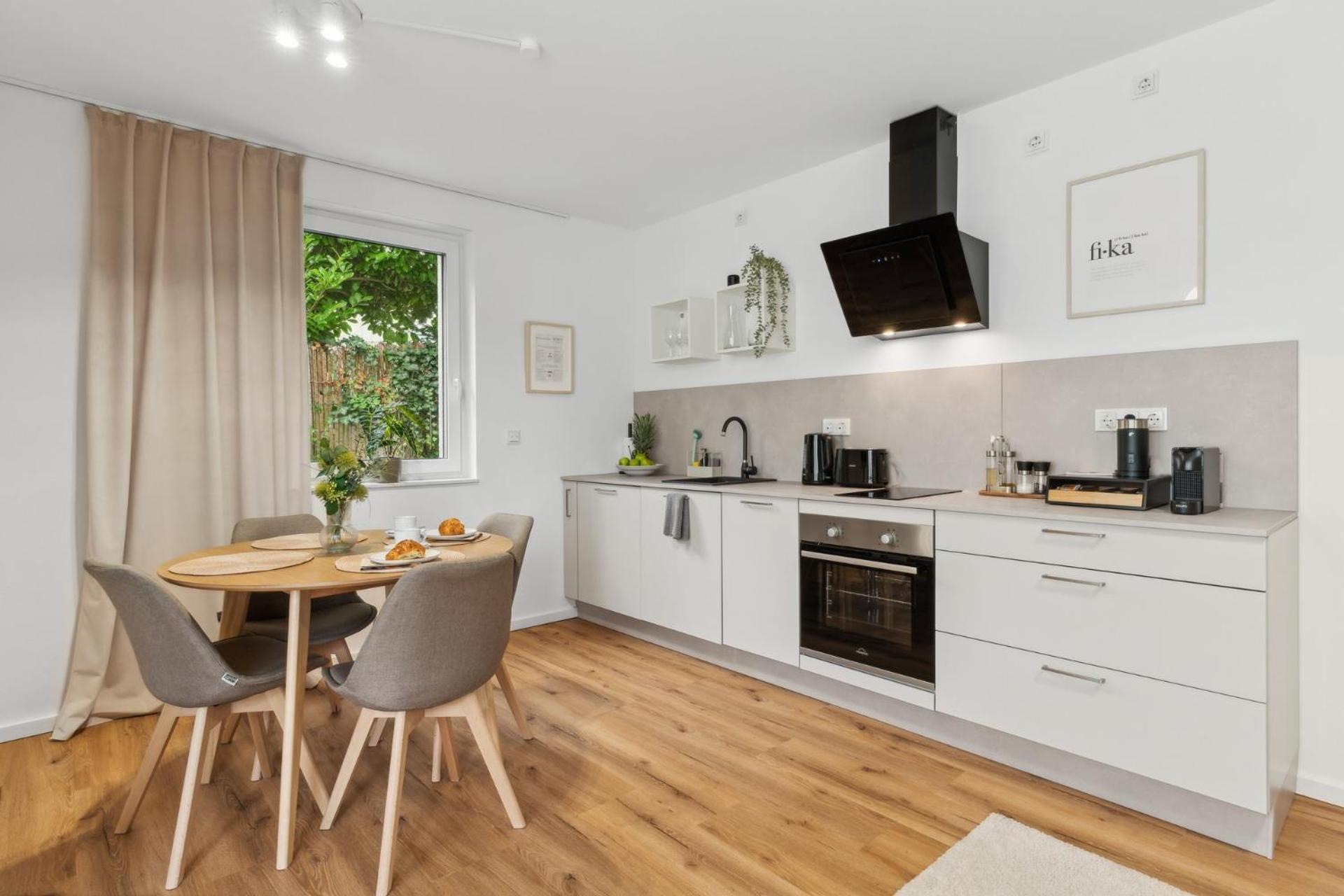 Deluxe Apartment In Bielefeld City Mit Parkplatz Und Balkon ภายนอก รูปภาพ